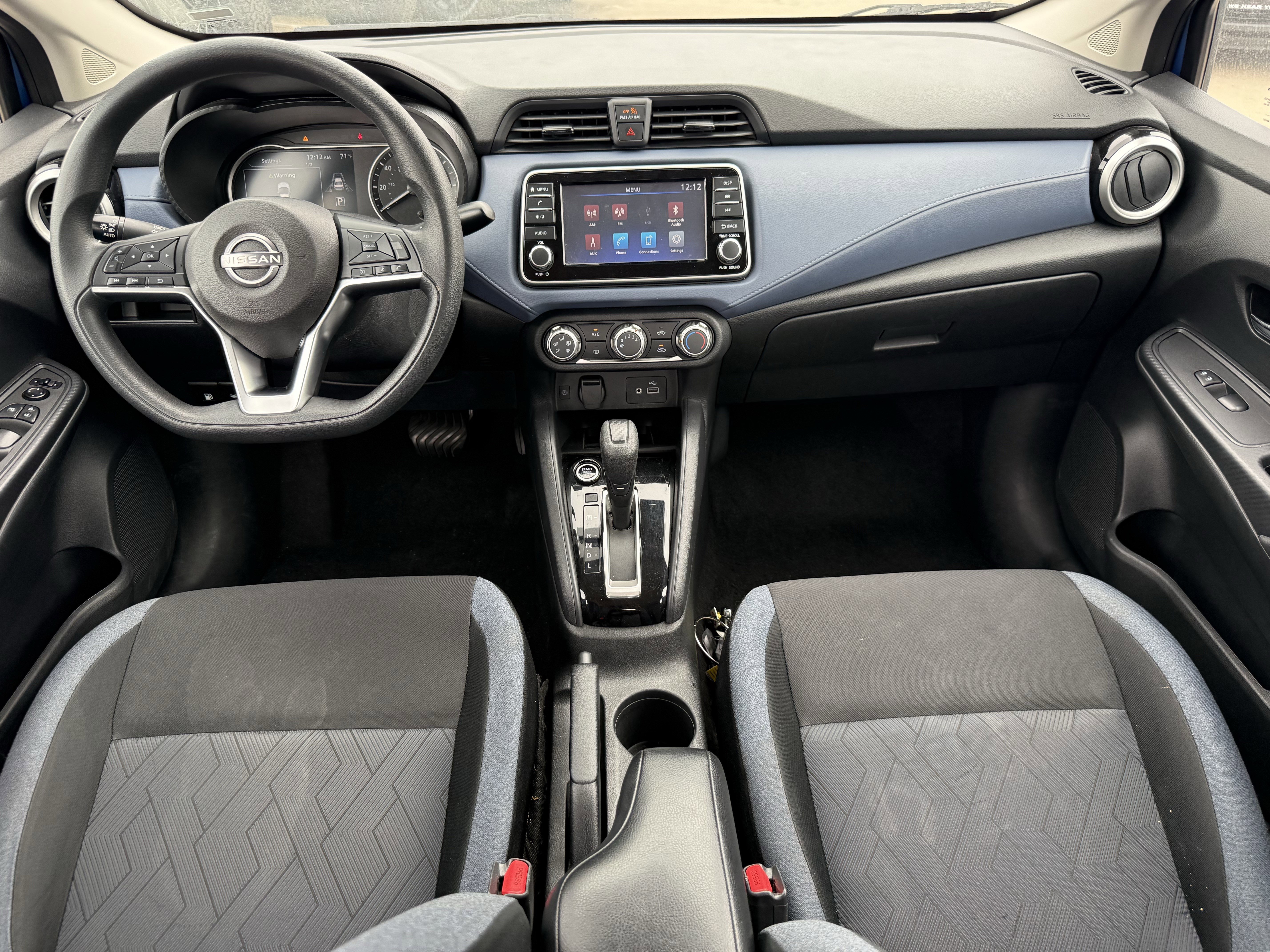 Used 2023 Nissan Versa SV FWD image 13