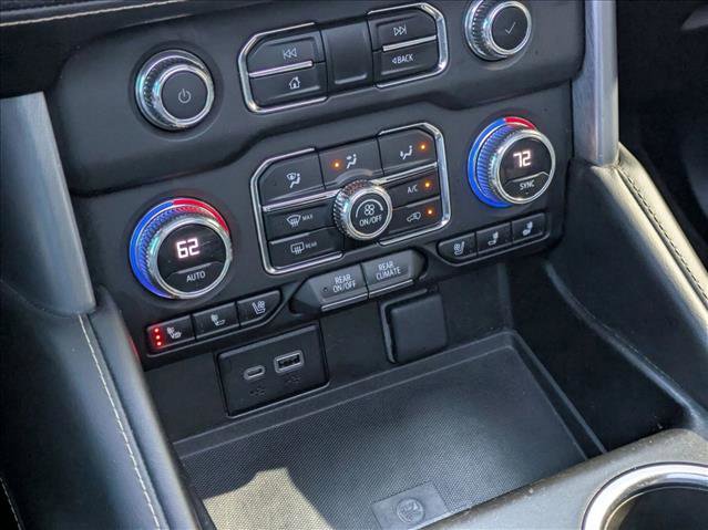 Used 2023 GMC Yukon SLT w/ SLT Premium Package image 13