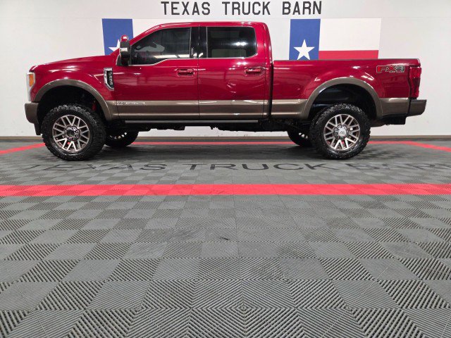 Used 2017 Ford F250 King Ranch w/ King Ranch Ultimate Package AWD/4WD image 1