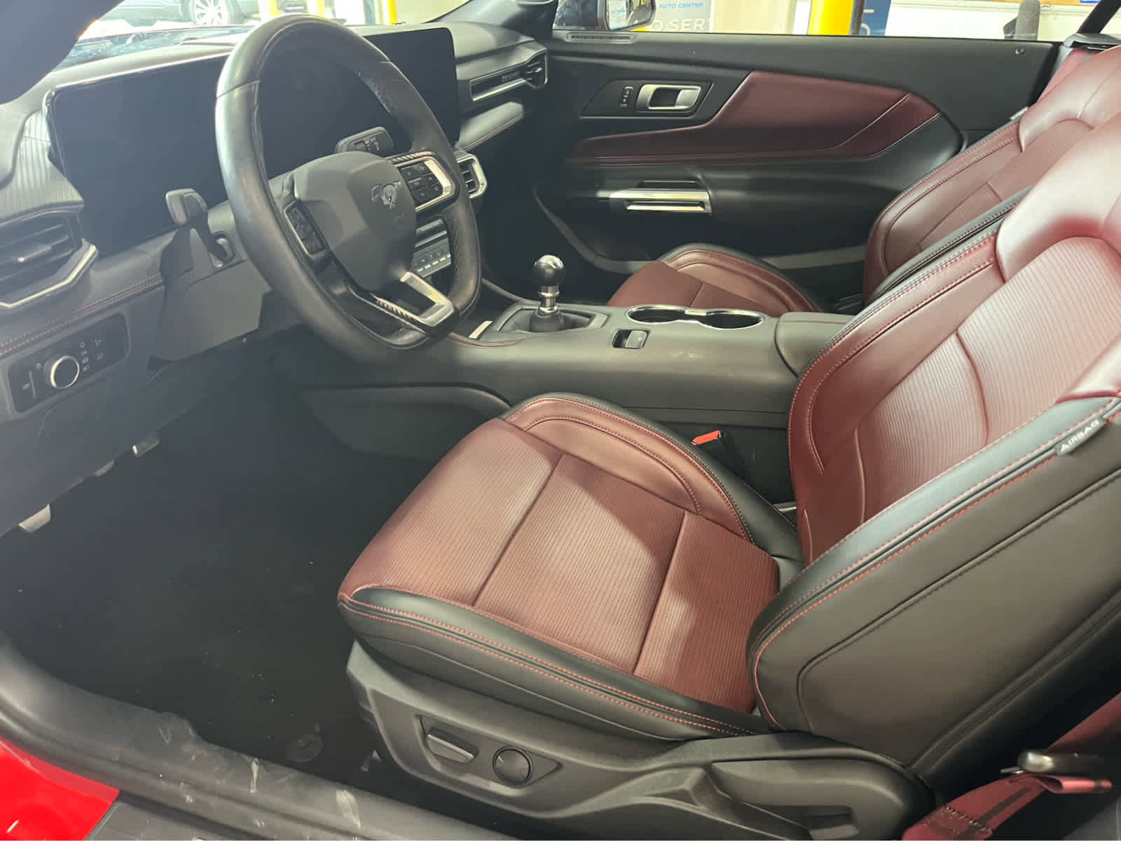 Used 2025 Ford Mustang GT Premium image 11