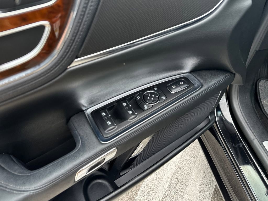 Used 2019 Lincoln Continental Select FWD image 16