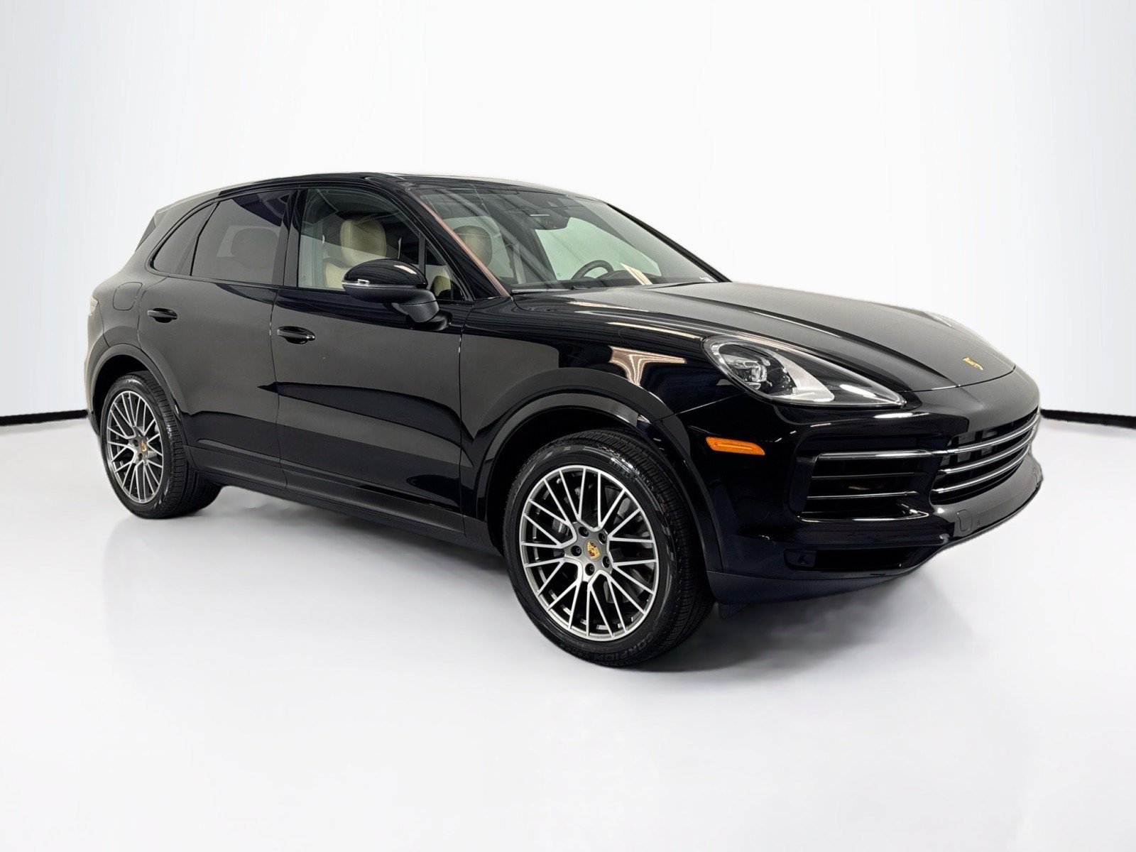 Used 2023 Porsche Cayenne Platinum Edition AWD/4WD image 7