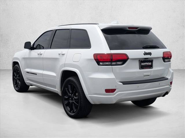 Used 2022 Jeep Grand Cherokee Laredo X RWD image 8