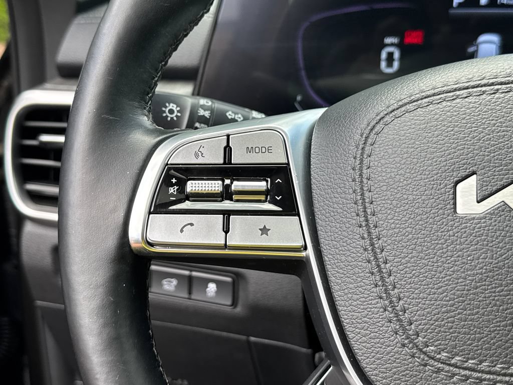 Used 2024 Kia Telluride EX AWD/4WD image 25
