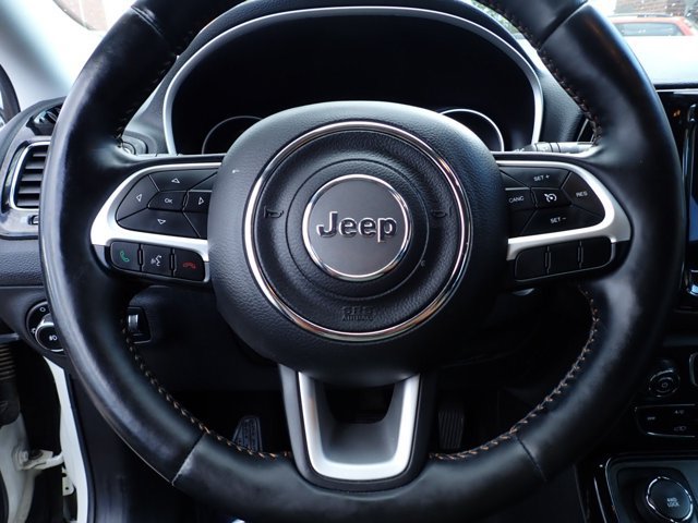 Used 2018 Jeep Compass Limited w/ Navigation Group AWD/4WD image 17