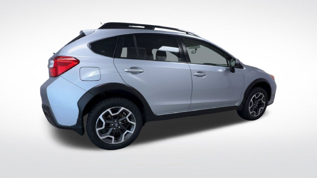 Used 2017 Subaru Crosstrek 2.0i Premium AWD/4WD image 8