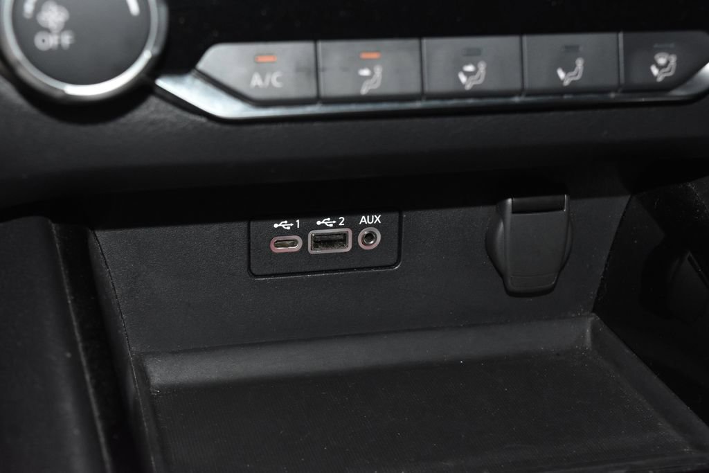Used 2024 Nissan Altima 2.5 SV FWD image 13