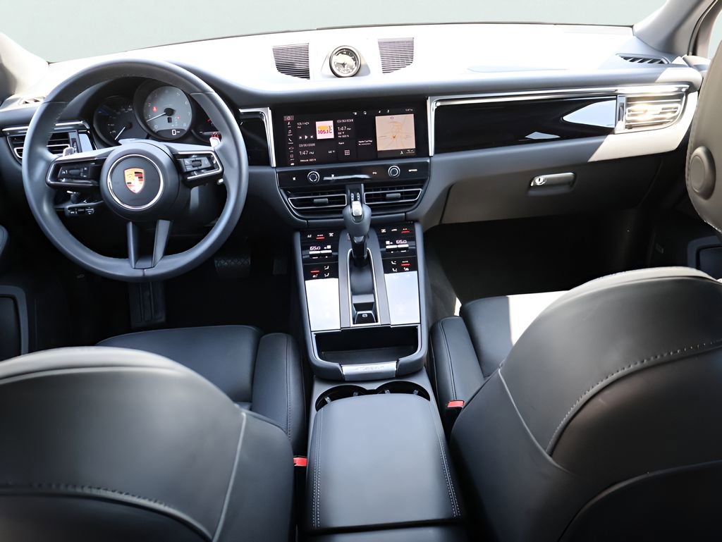 Used 2022 Porsche Macan S image 19