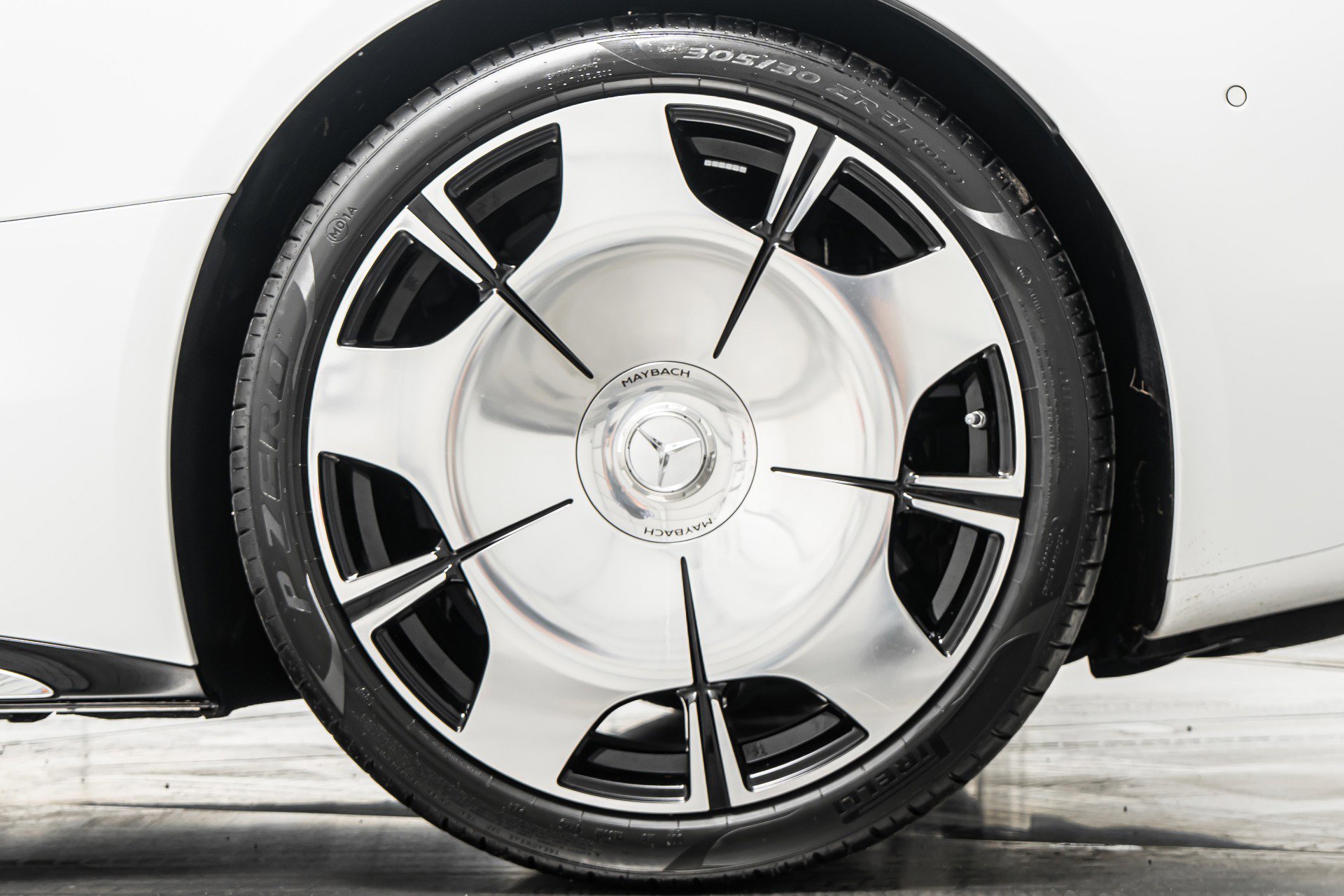 Used 2026 Mercedes-Benz Maybach SL 680 image 11