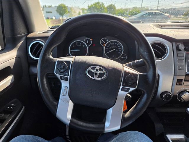 Used 2016 Toyota Tundra SR5 w/ SR5 Upgrade Package AWD/4WD image 4