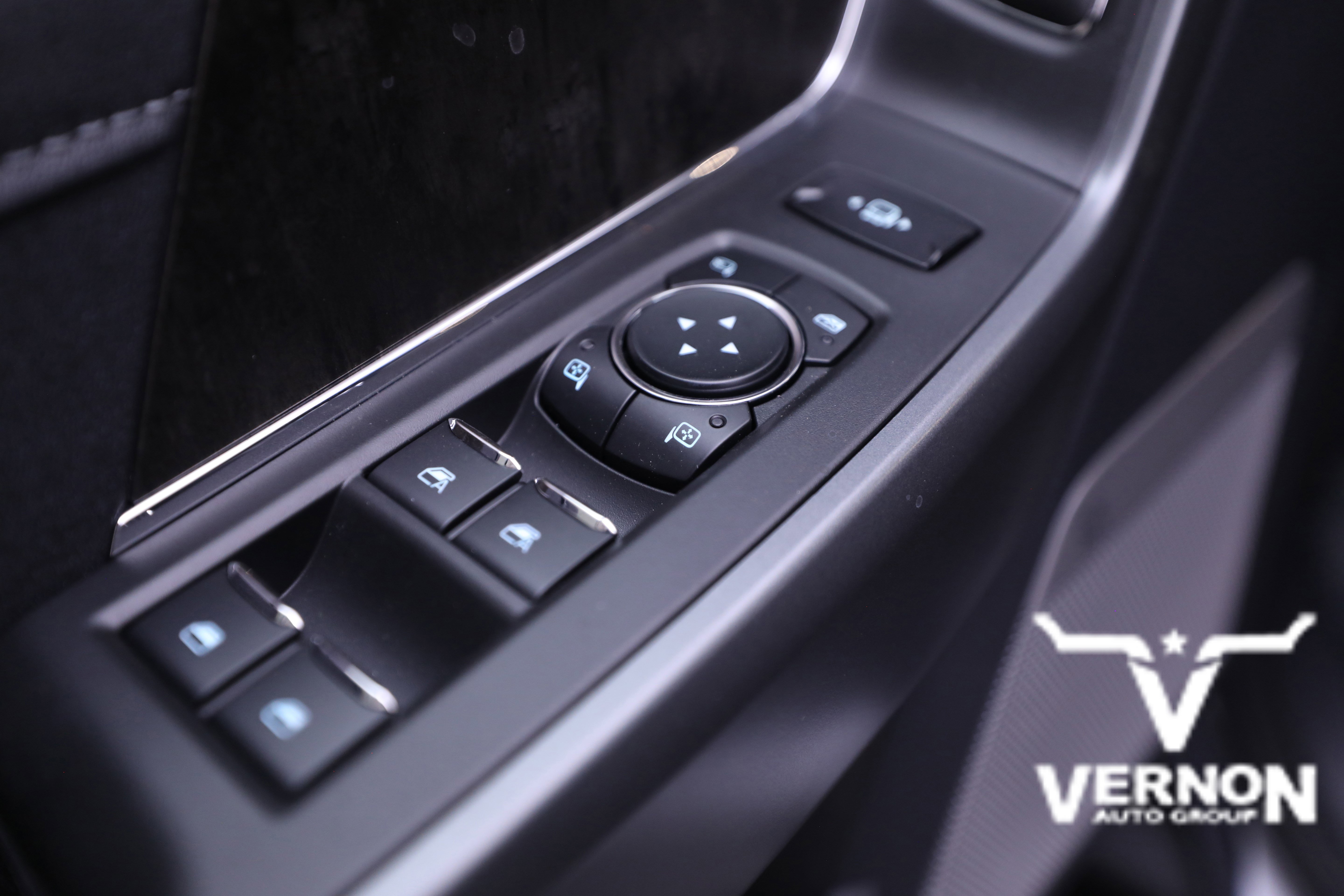 New 2026 Ford F350 Lariat w/ Chrome Package image 18