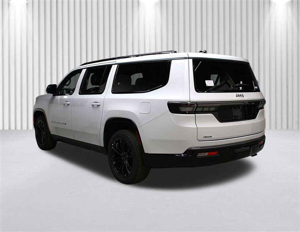 New 2026 Jeep Grand Wagoneer L Summit AWD/4WD image 5