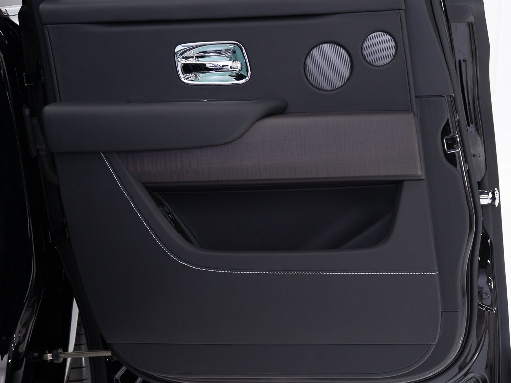 Certified 2024 Rolls-Royce Cullinan image 23