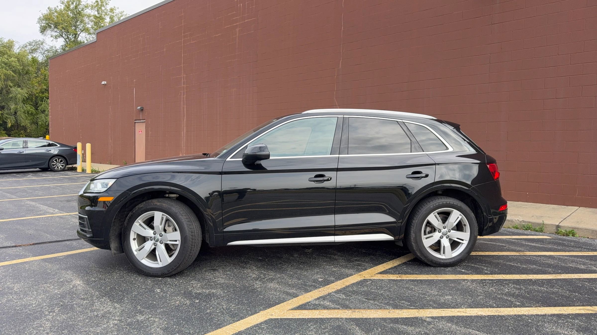 Used 2018 Audi Q5 2.0T Premium Plus w/ Premium Plus Package image 3