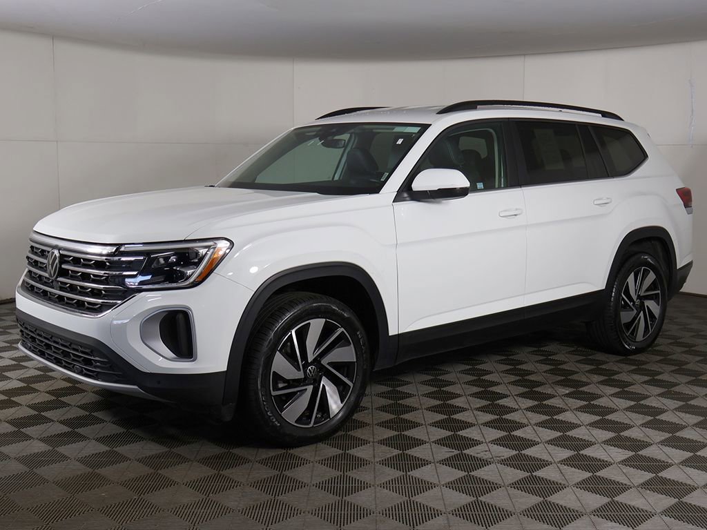 Used 2025 Volkswagen Atlas SE FWD image 9