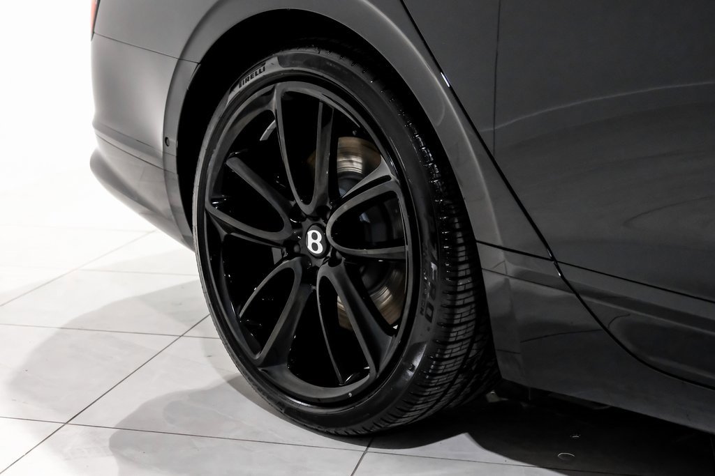 Used 2024 Bentley Flying Spur V8 image 55