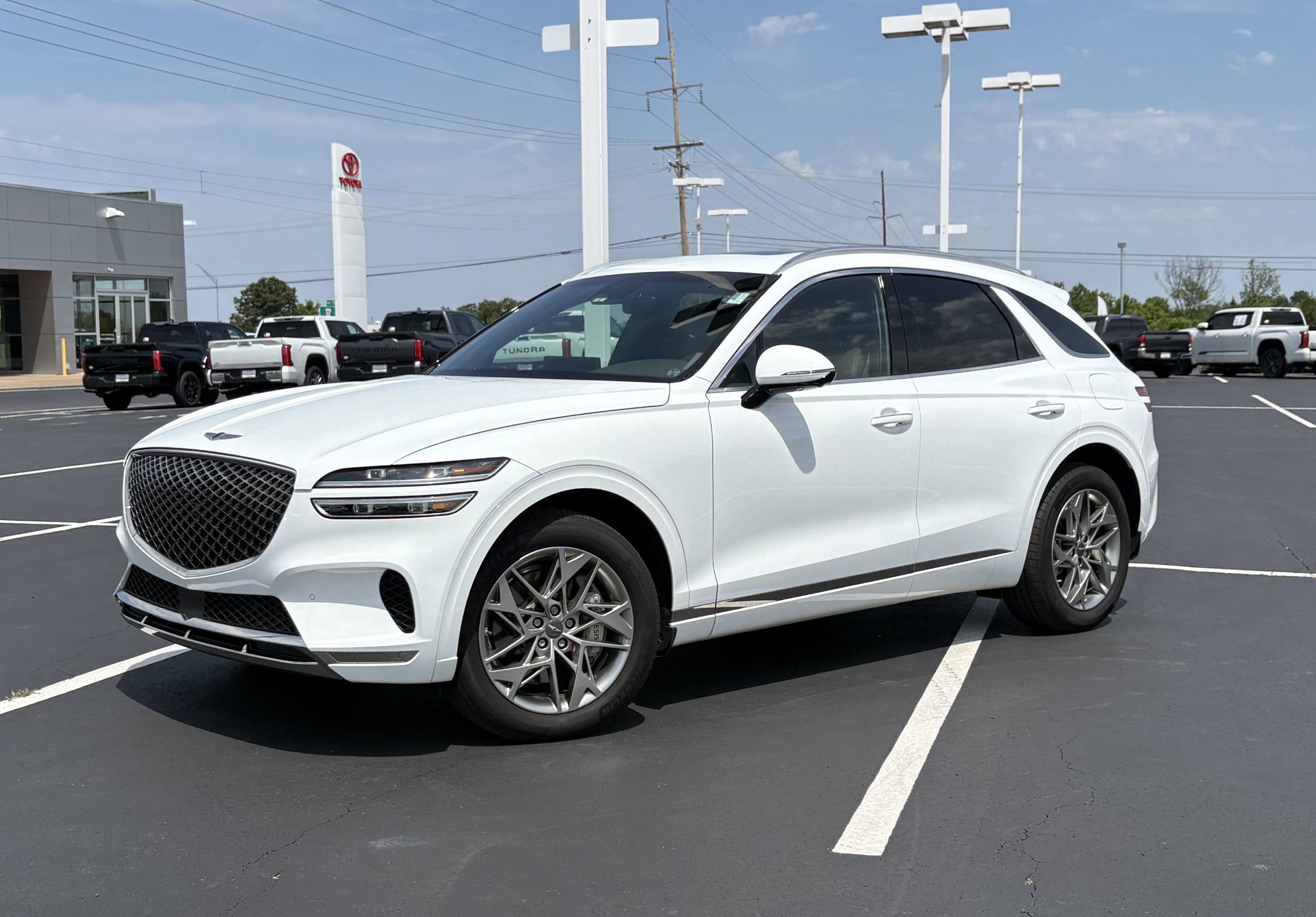 Used 2025 Genesis GV70 2.5T w/ Advanced Package AWD/4WD image 1