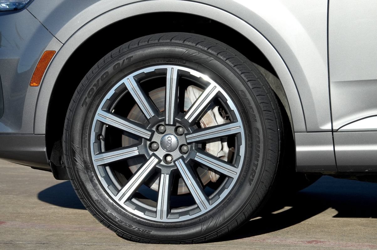 Used 2018 Audi Q7 3.0T Premium Plus w/ Premium Plus Package AWD/4WD image 27