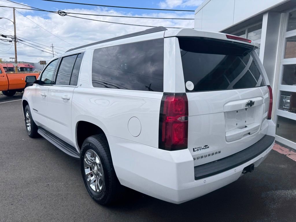 Used 2017 Chevrolet Suburban LT AWD/4WD image 5