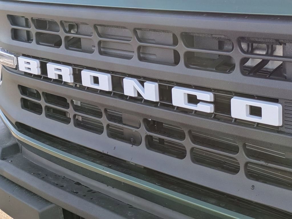 New 2025 Ford Bronco 4-Door image 10