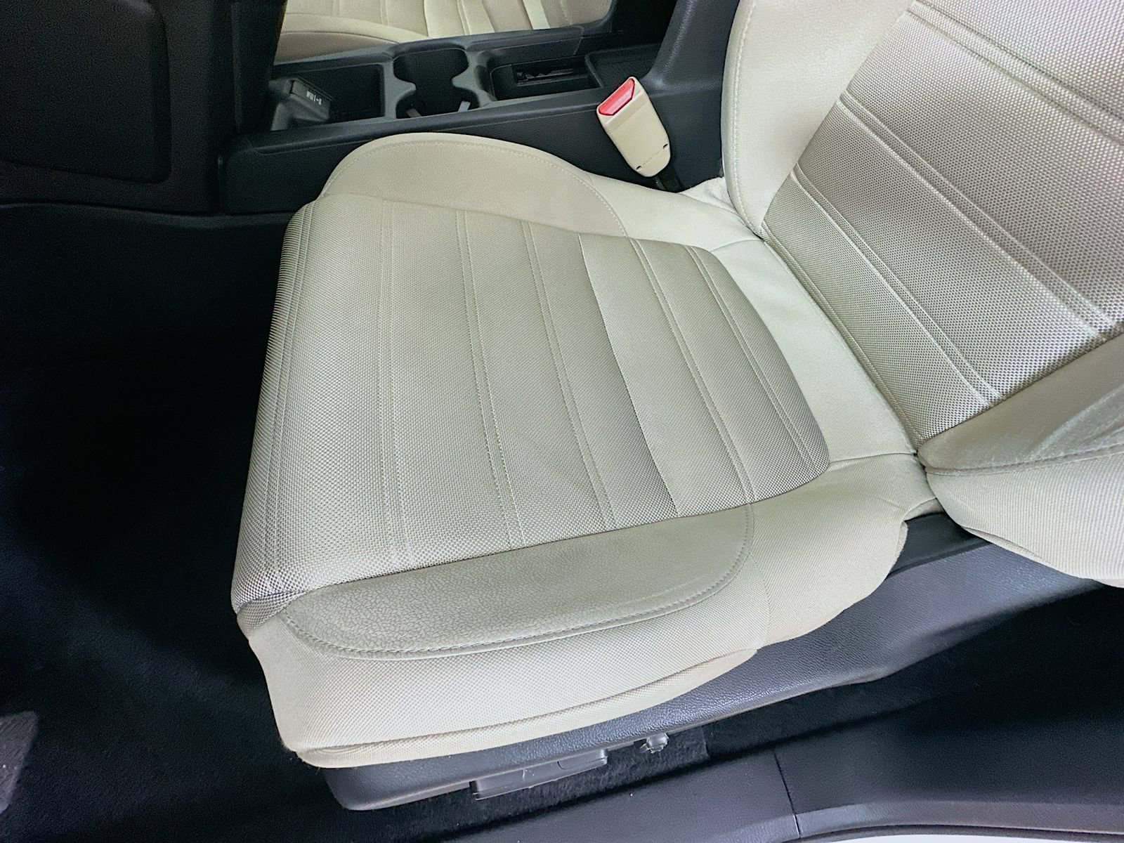 Used 2019 Honda CR-V EX image 37