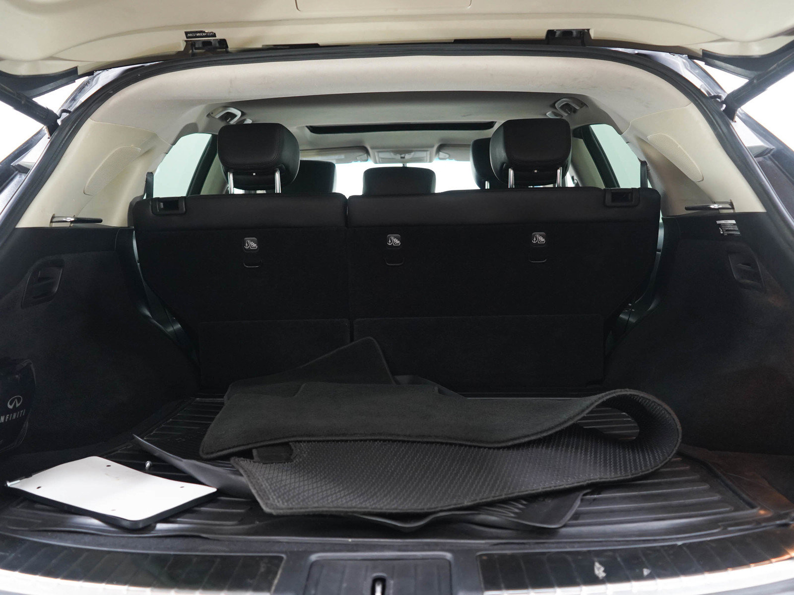 Used 2014 INFINITI QX70 AWD w/ Premium Package image 16