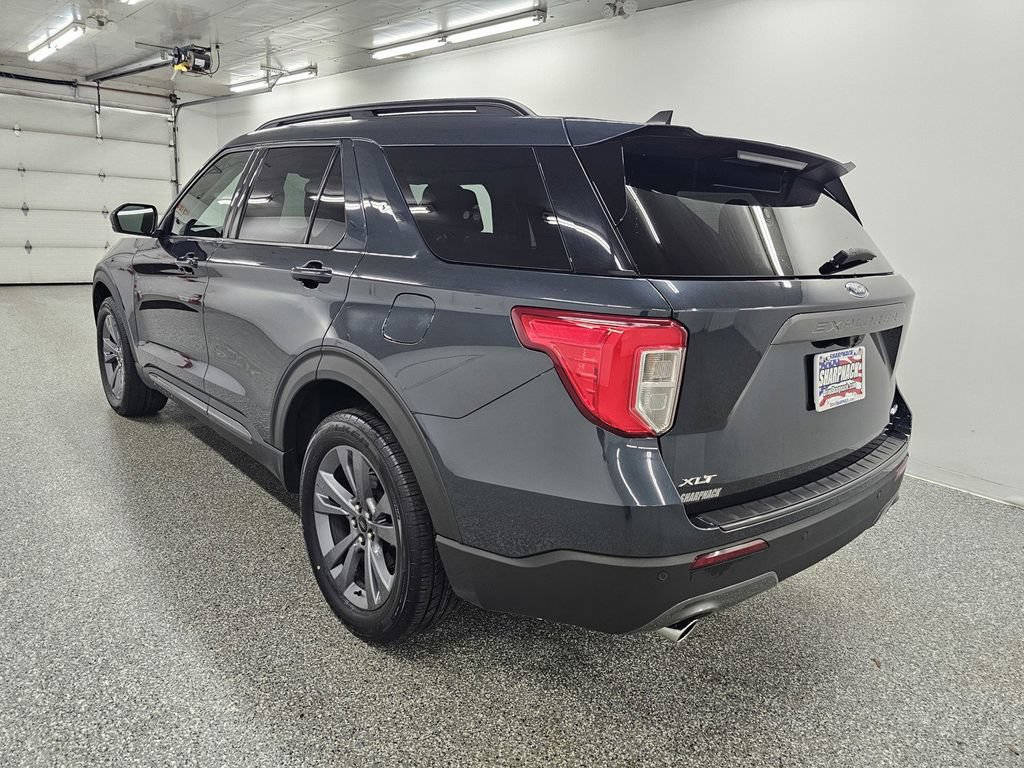 Used 2022 Ford Explorer XLT w/ Equipment Group 202A AWD/4WD image 6