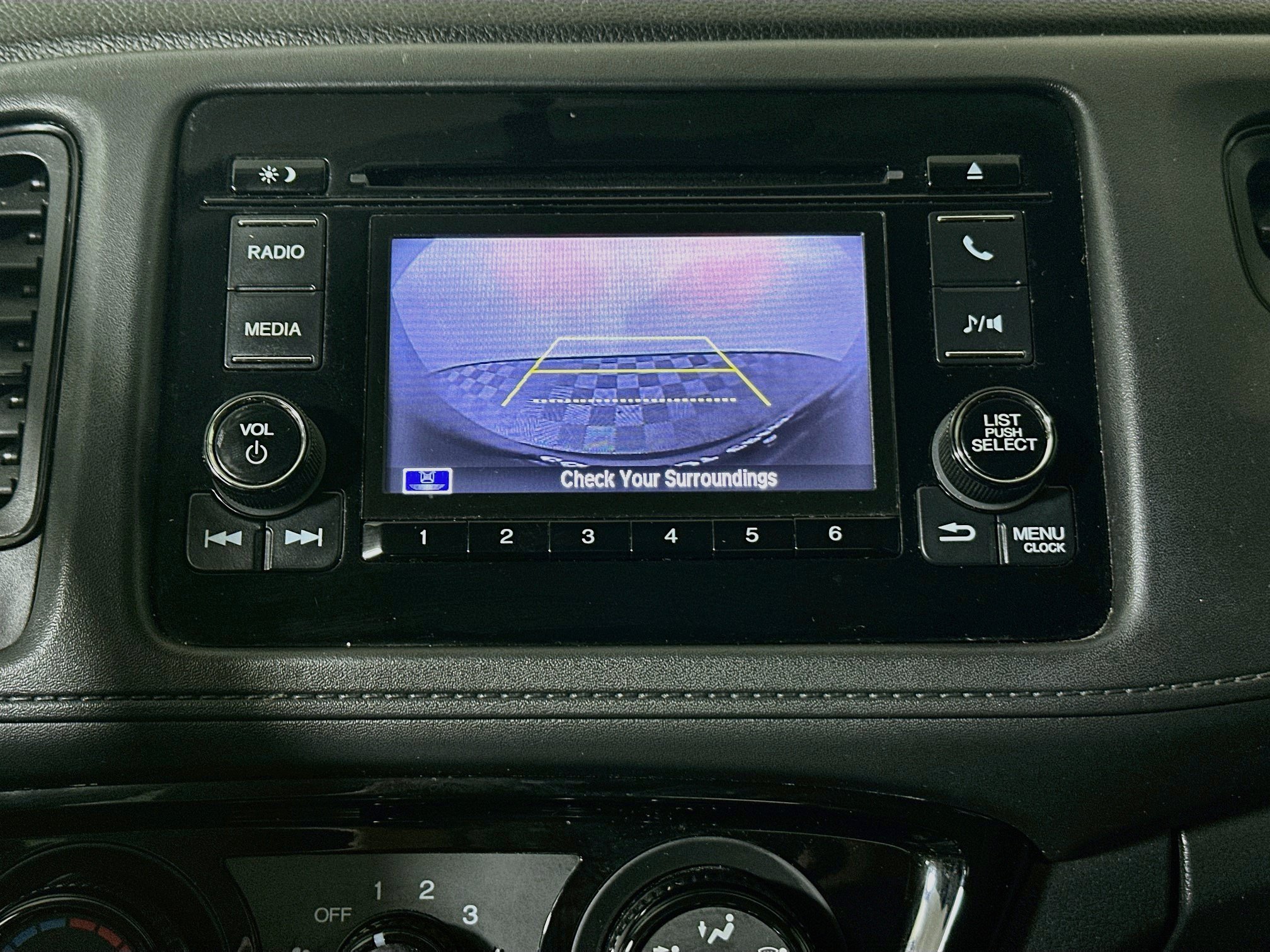 Used 2021 Honda HR-V LX image 24