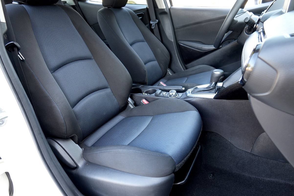 Used 2016 Scion iA FWD image 8