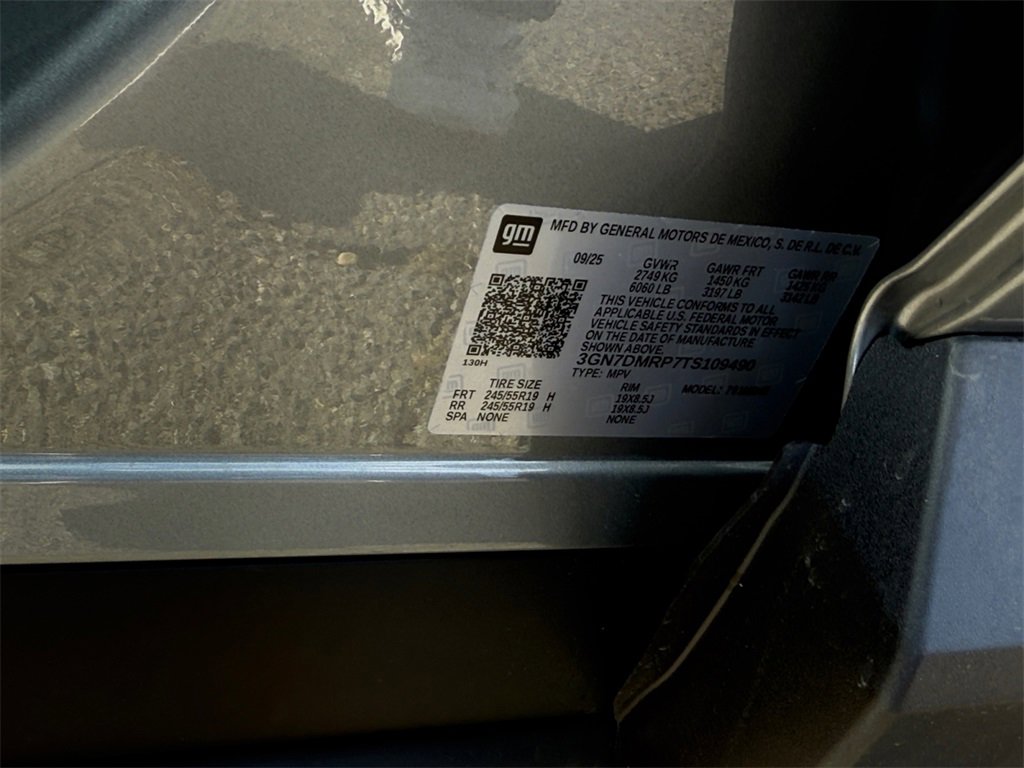 New 2026 Chevrolet Equinox EV LT w/ Midnight Package image 20