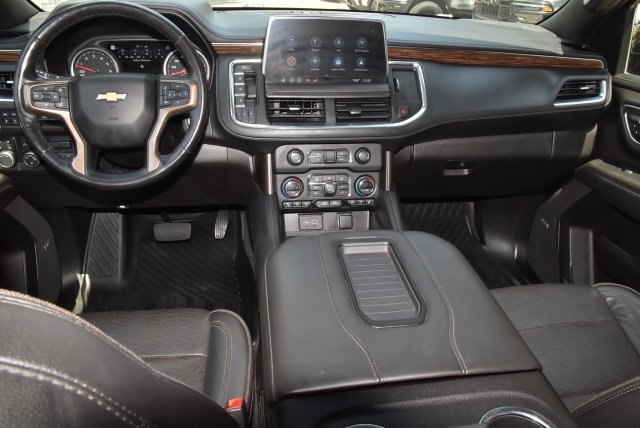 Used 2021 Chevrolet Tahoe High Country w/ Premium Package AWD/4WD image 12