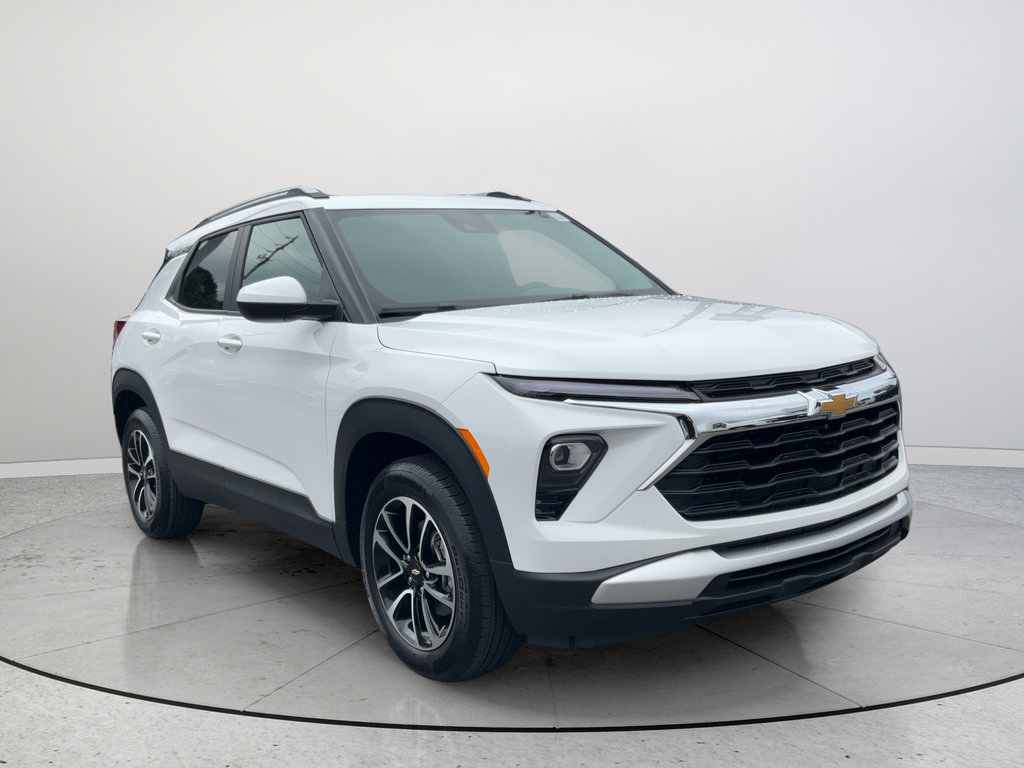 New 2026 Chevrolet TrailBlazer LT FWD image 1