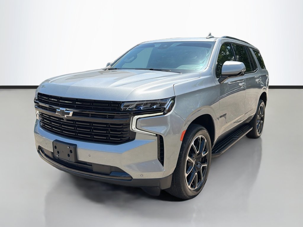 Used 2024 Chevrolet Tahoe RST w/ Luxury Package RWD image 3