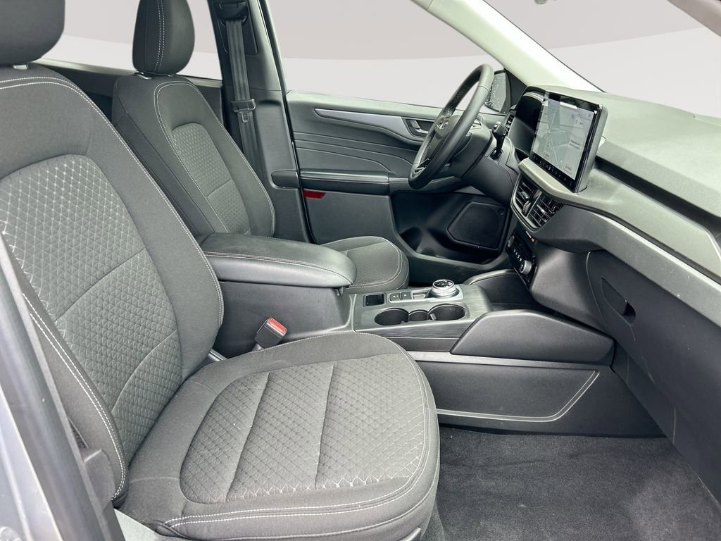 Used 2023 Ford Escape Active w/ Tech Pack #1 AWD/4WD image 28