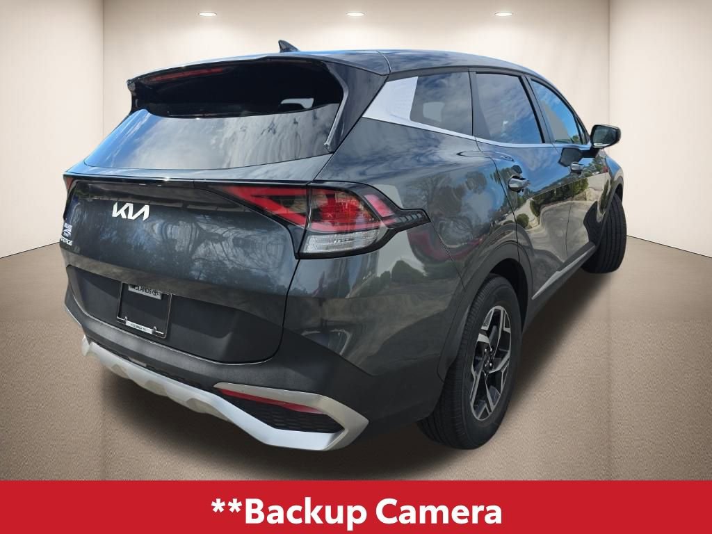 Used 2024 Kia Sportage LX image 4