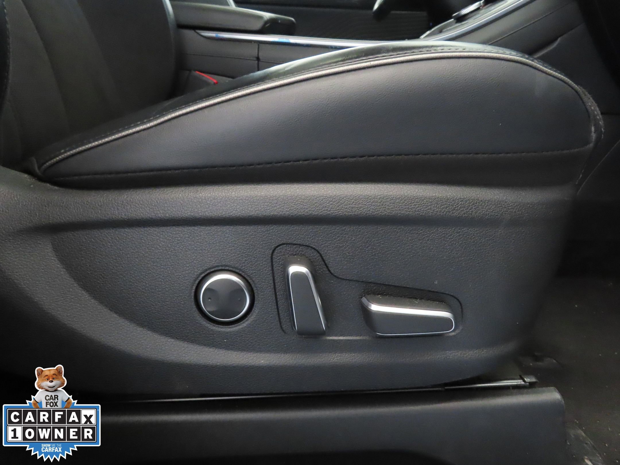 Used 2024 Hyundai Palisade Calligraphy image 31