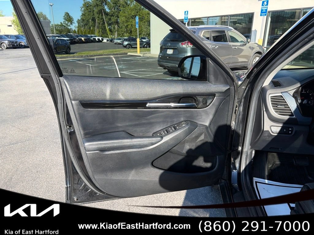 Certified 2022 Kia Seltos Nightfall Edition AWD/4WD image 28