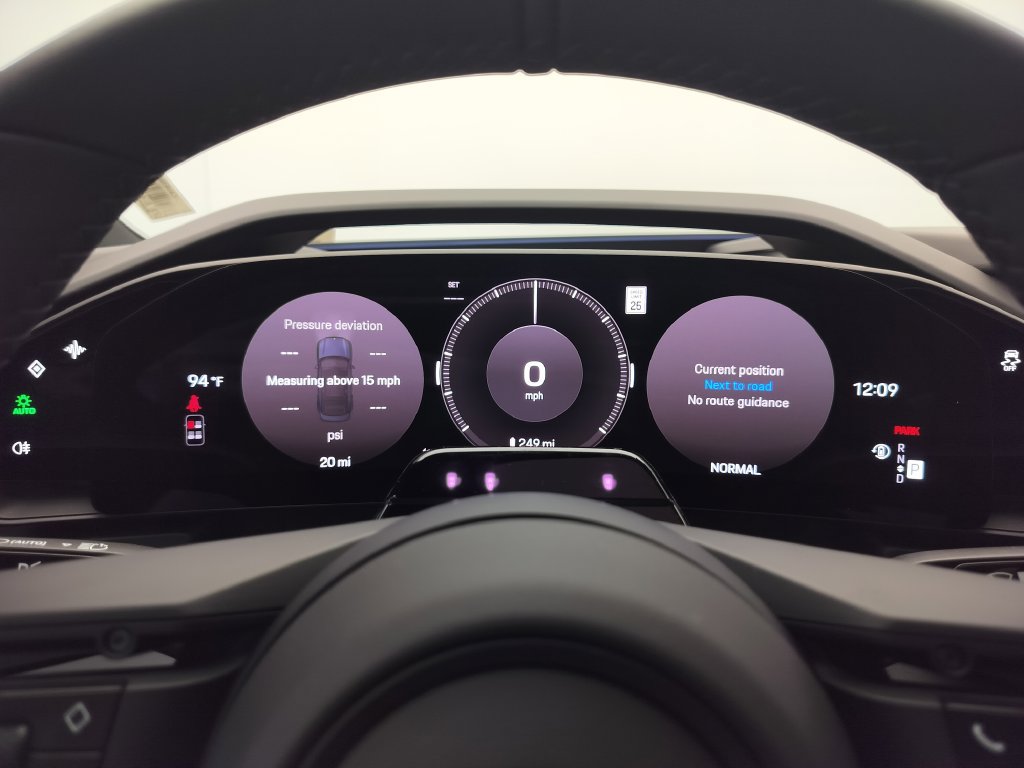New 2026 Porsche Cayenne Electric Coupe AWD/4WD image 12