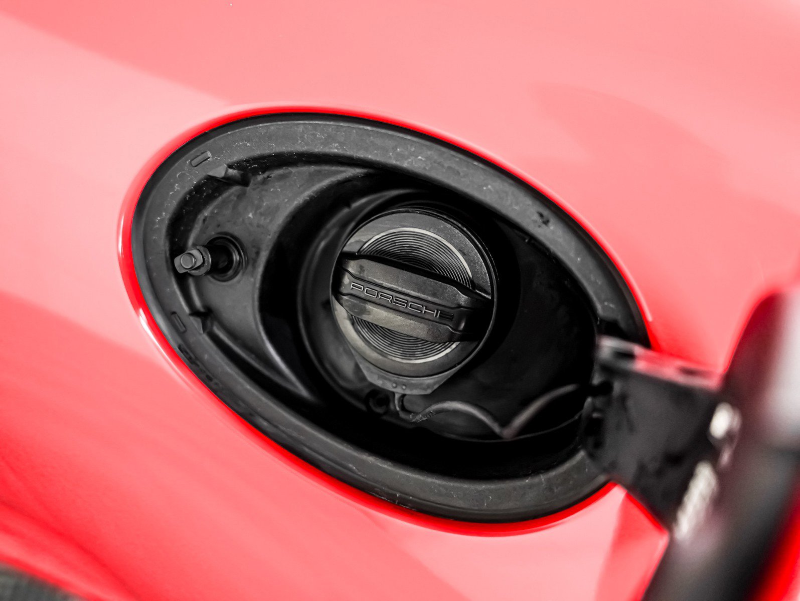 Certified 2020 Porsche 911 Carrera S w/ Sport Package image 30