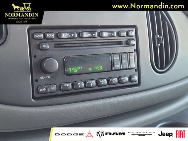 Used 2008 Ford E-350 and Econoline 350 XL RWD image 9