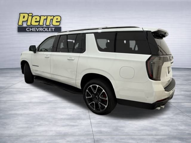 New 2025 Chevrolet Suburban RST w/ RST Capability Package video 2