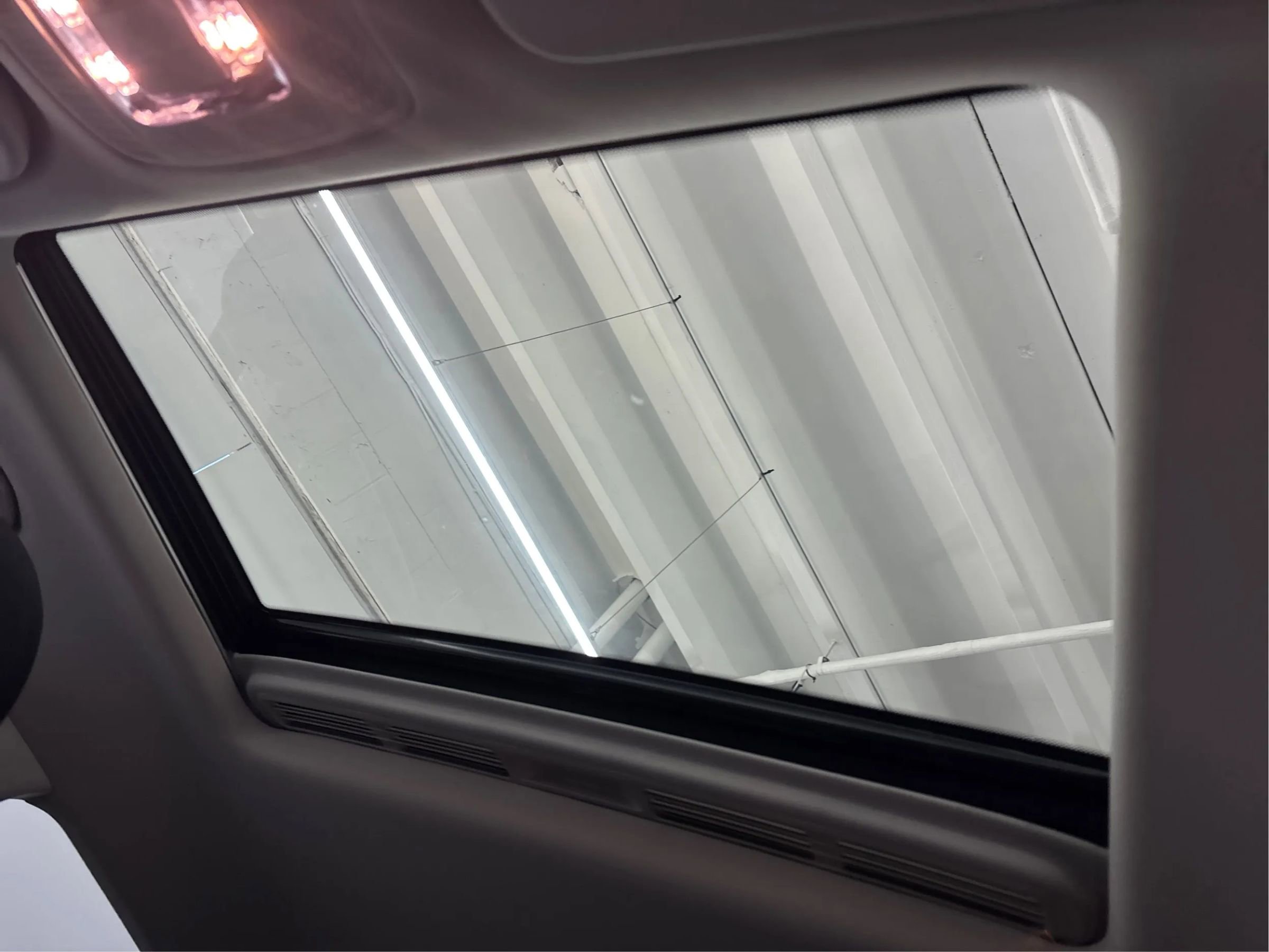 Used 2020 Mercedes-Benz GLS 450 4MATIC image 28