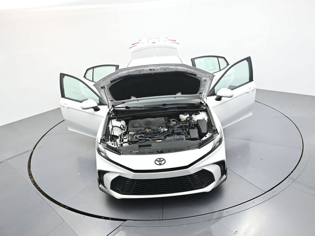 Used 2025 Toyota Camry SE FWD image 41