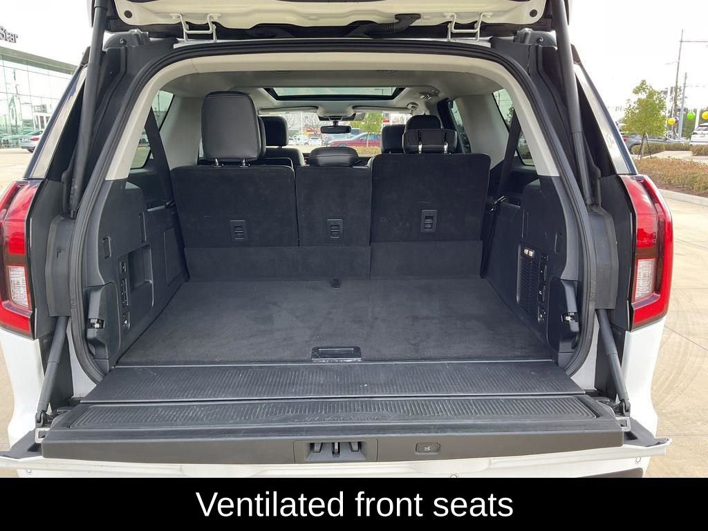 Used 2025 Ford Expedition Max Platinum image 14