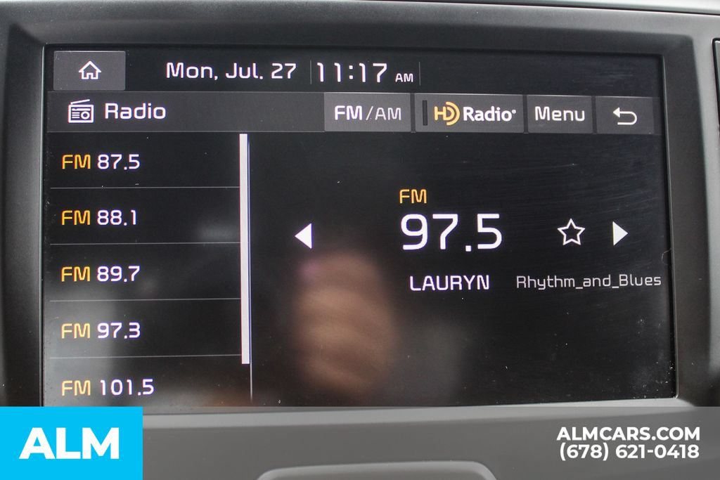 Used 2025 Kia Soul LX w/ LX Technology Package FWD image 33