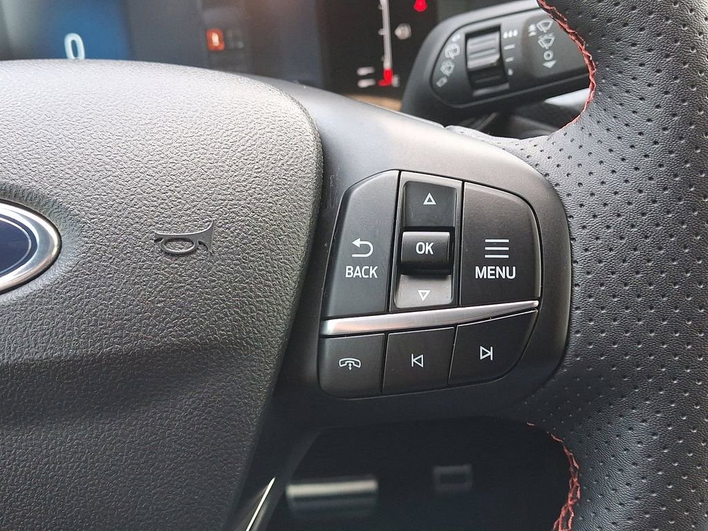 Certified 2024 Ford Escape ST-Line Select AWD/4WD image 22