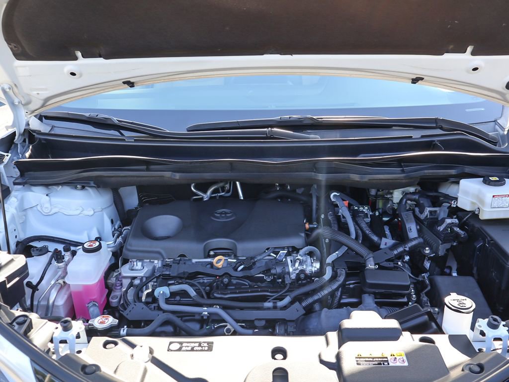 Used 2023 Toyota Sienna Limited FWD image 22