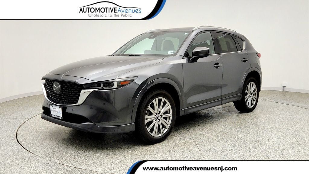 Used 2023 MAZDA CX-5 Signature AWD/4WD image 1