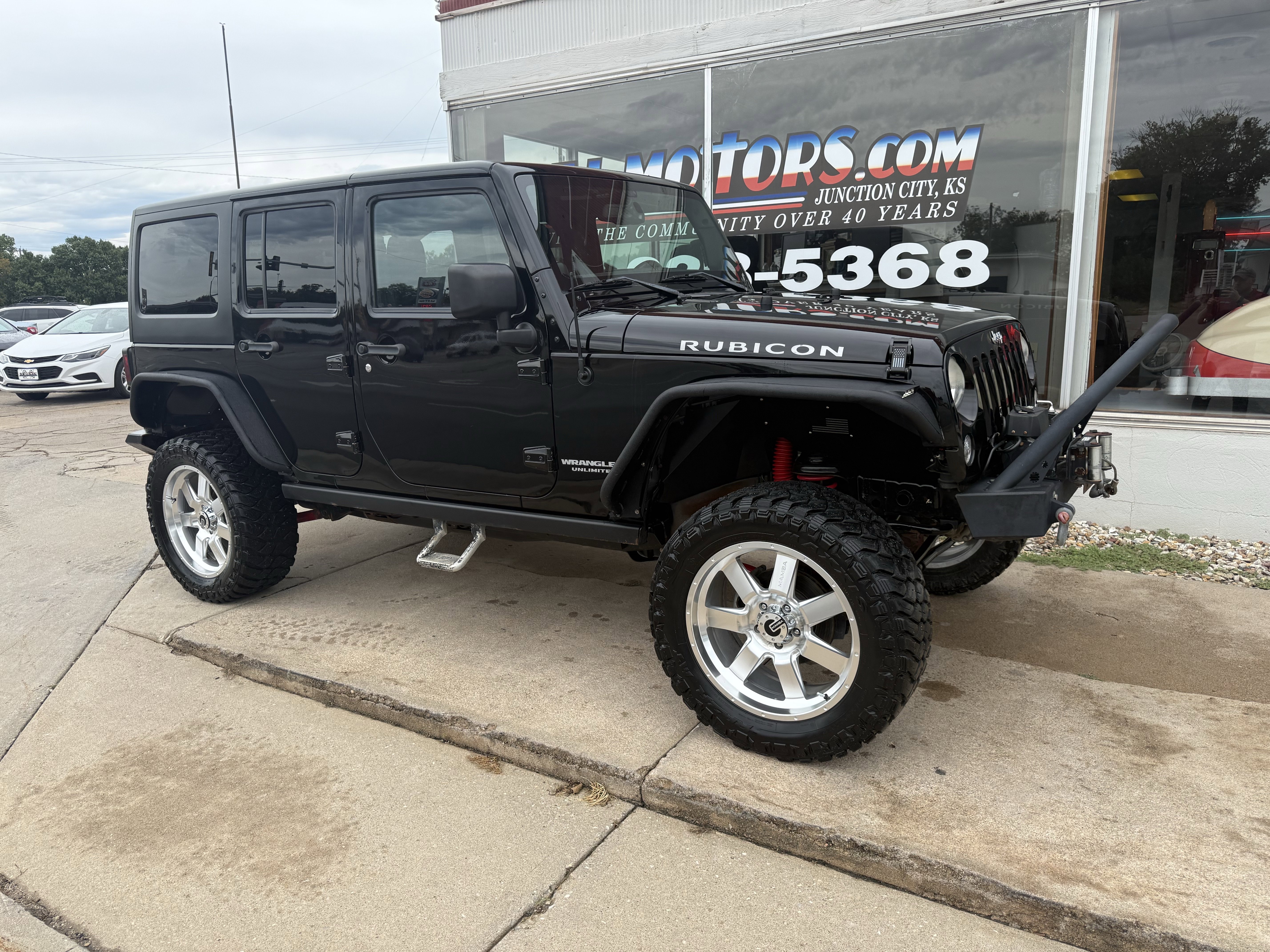 Used 2014 Jeep Wrangler Unlimited Rubicon w/ Connectivity Group