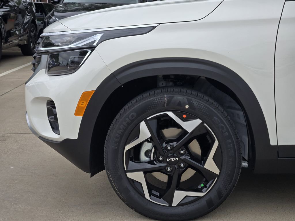 New 2026 Kia Seltos S FWD image 5